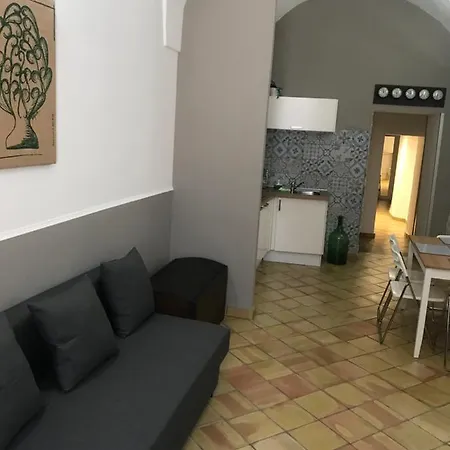 Evviva La Sicilia 公寓 *