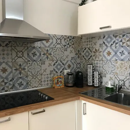 Evviva La Sicilia 公寓 *